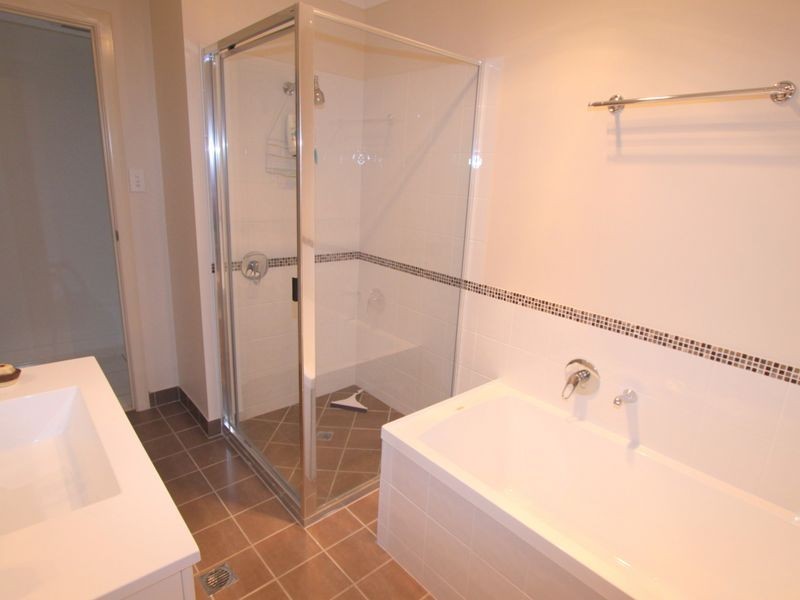 37B Blue Gums Drive, Emerald QLD 4720