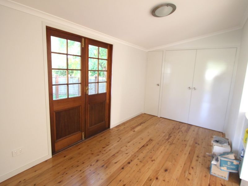 6 Edwards Place, Emerald QLD 4720