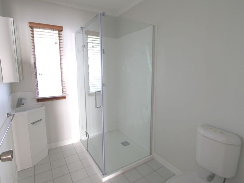 6 Edwards Place, Emerald QLD 4720