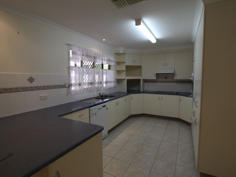 48 Crinum Crescent, Emerald QLD 4720