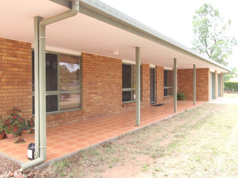 3 Oxley Court, Emerald QLD 4720