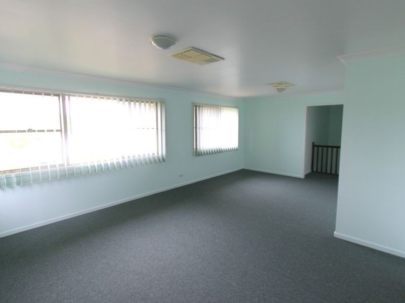 22 Jacqueline Drive, Emerald QLD 4720