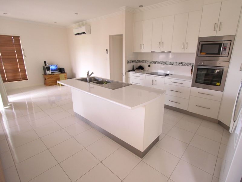 1/62 Gladstone Street, Emerald QLD 4720