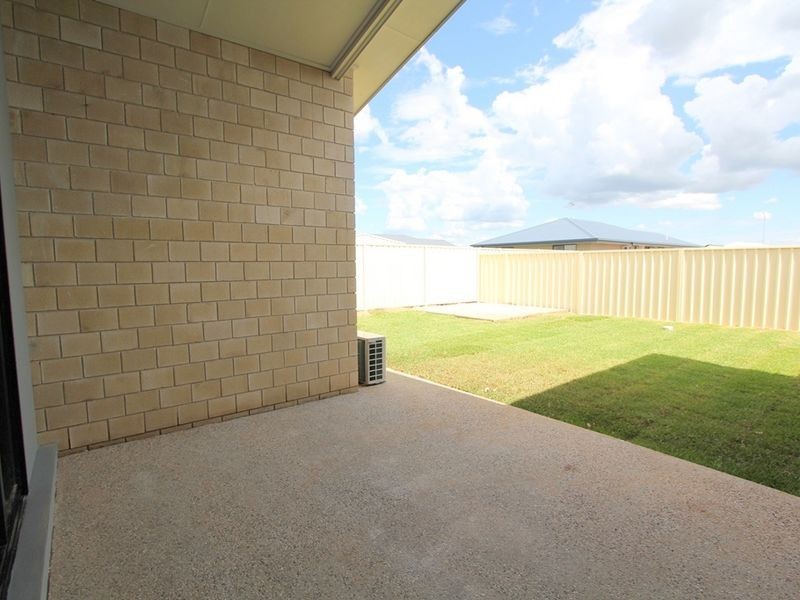 13A Scenic Rd, Emerald QLD 4720