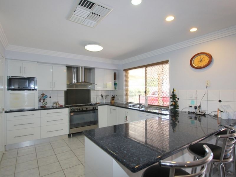 15 Kookaburra Crt, Emerald QLD 4720
