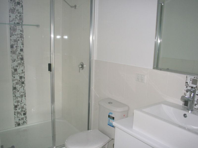 2/4 Yering Street, Emerald QLD 4720