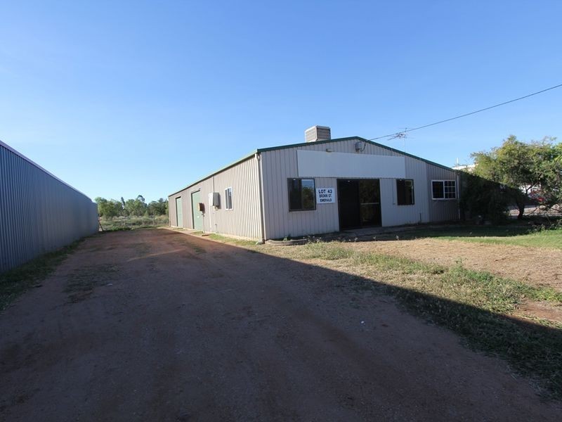 26 Brown Street, Emerald QLD 4720