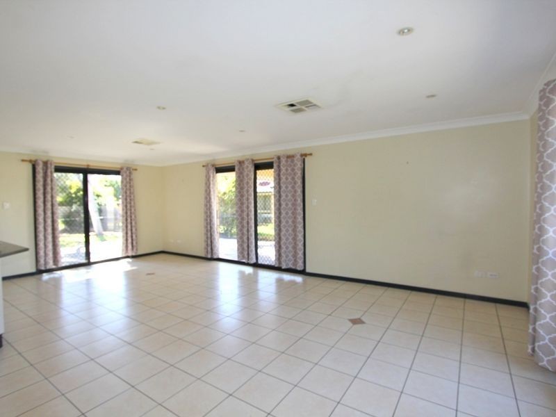 36 Andrews Road, Emerald QLD 4720