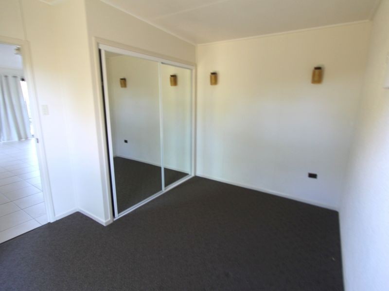 25 Roberts Street, Emerald QLD 4720