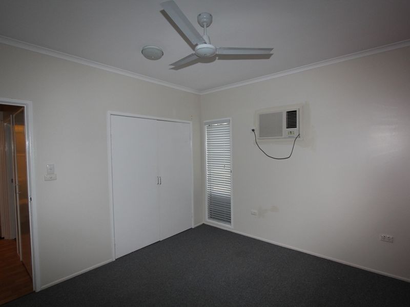 16 Garnet Street, Emerald QLD 4720