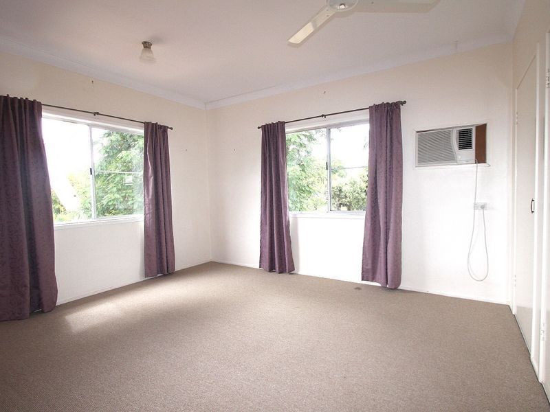 12 Pryor Place, Emerald QLD 4720
