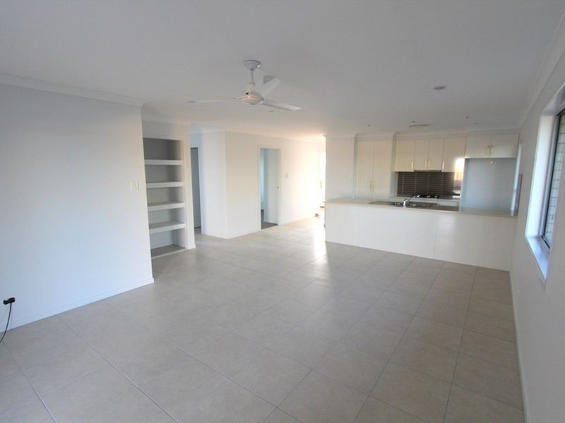 10 Whitney Street, Emerald QLD 4720