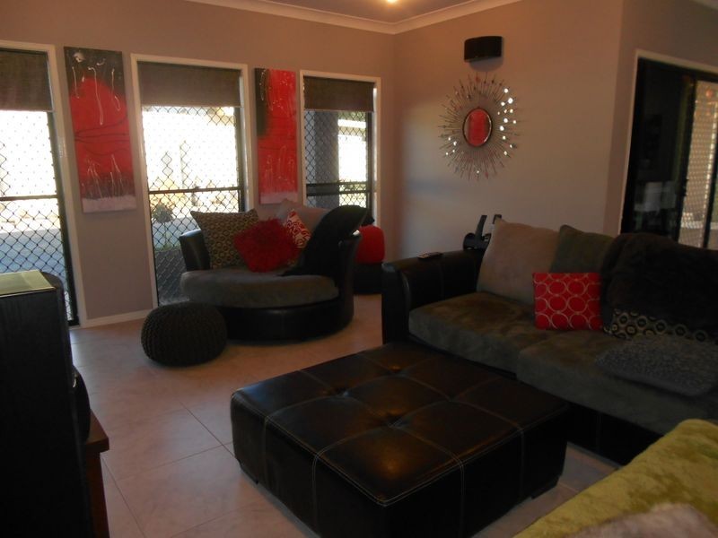 79 Dundas Street, Emerald QLD 4720