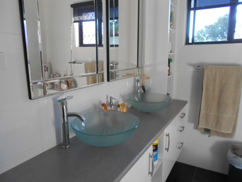 79 Dundas Street, Emerald QLD 4720