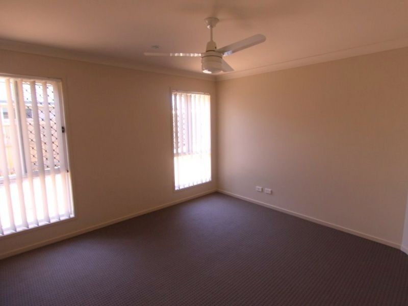 60 Lakeside Drive, Emerald QLD 4720