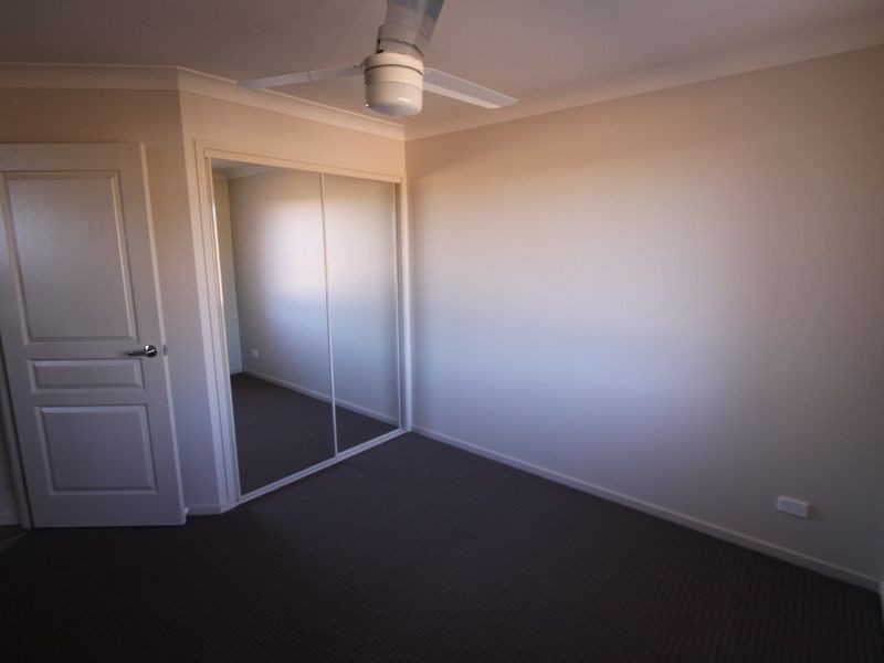 60 Lakeside Drive, Emerald QLD 4720
