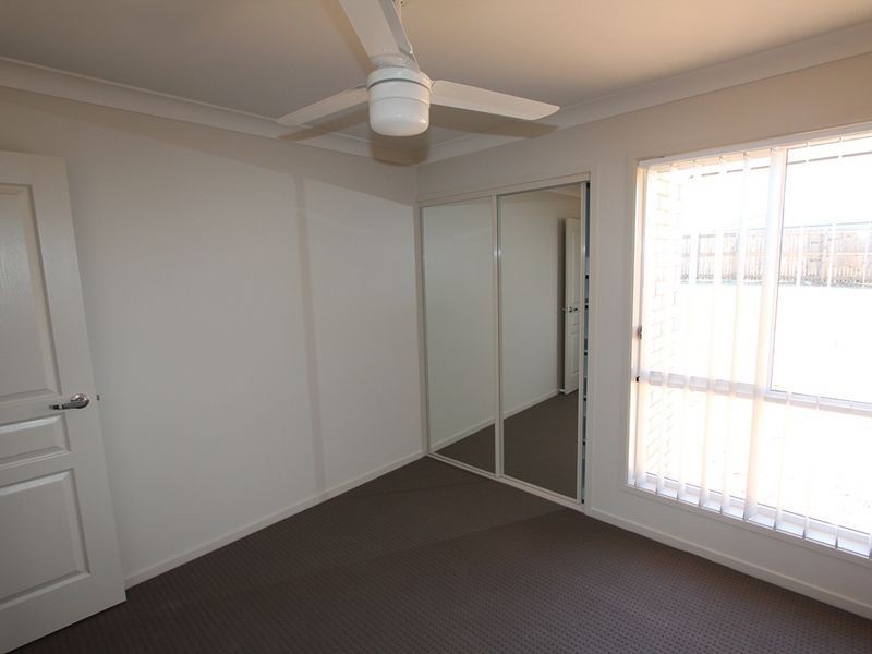 60 Lakeside Drive, Emerald QLD 4720