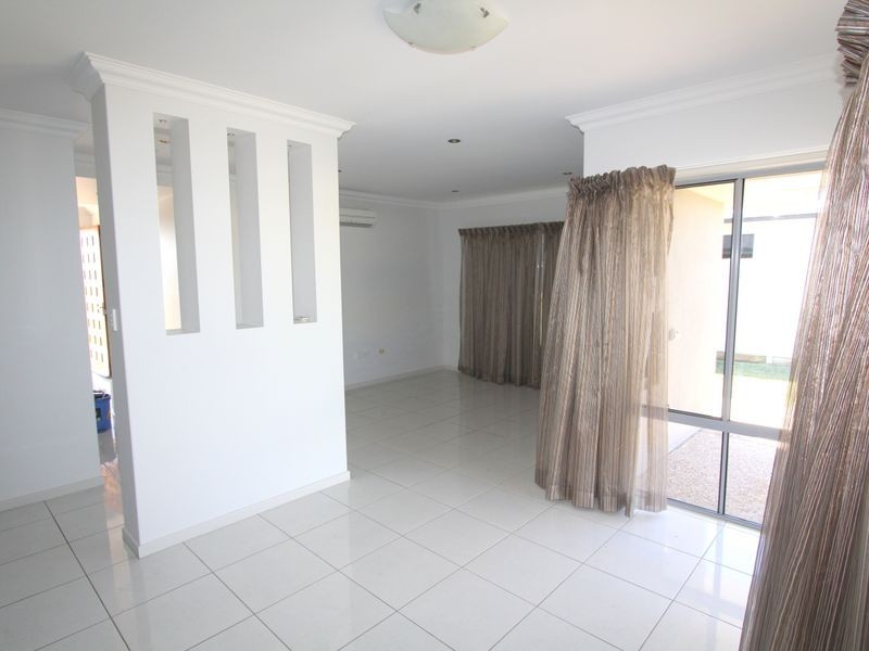 8 Desgrand Street, Emerald QLD 4720