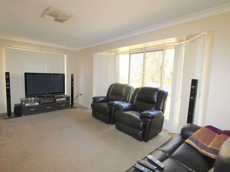1 Tineele Place, Emerald QLD 4720