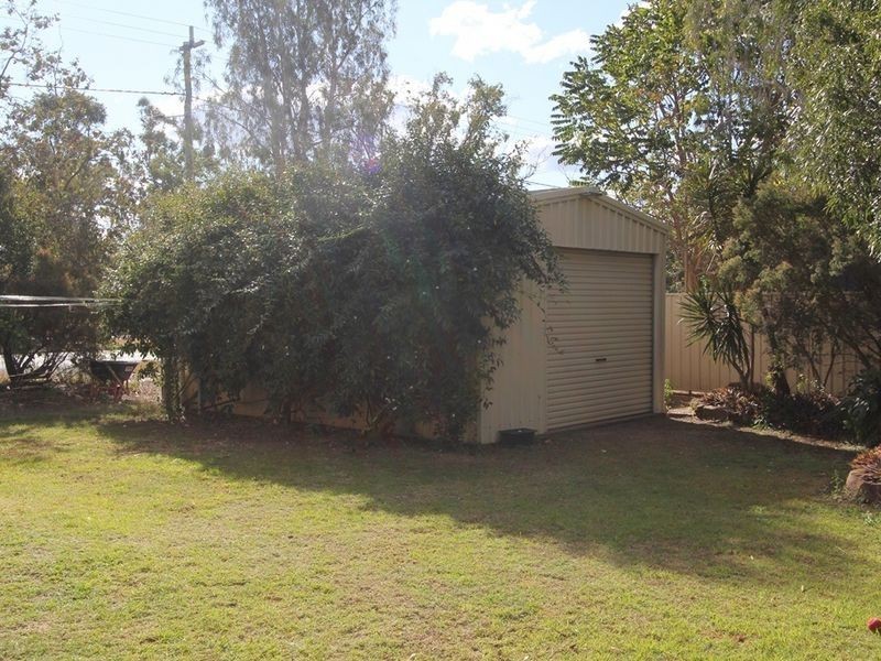 1 Tineele Place, Emerald QLD 4720