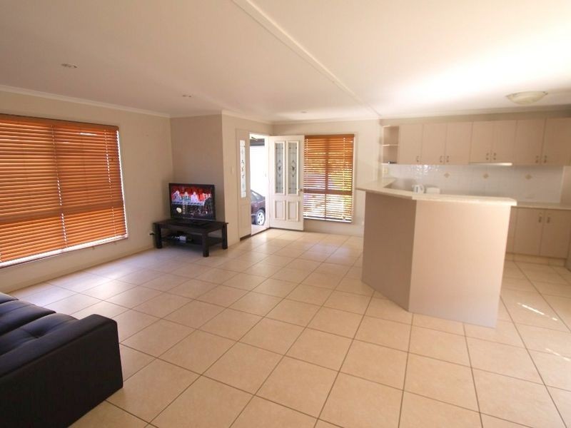 1/23 Callaghan Street, Emerald QLD 4720