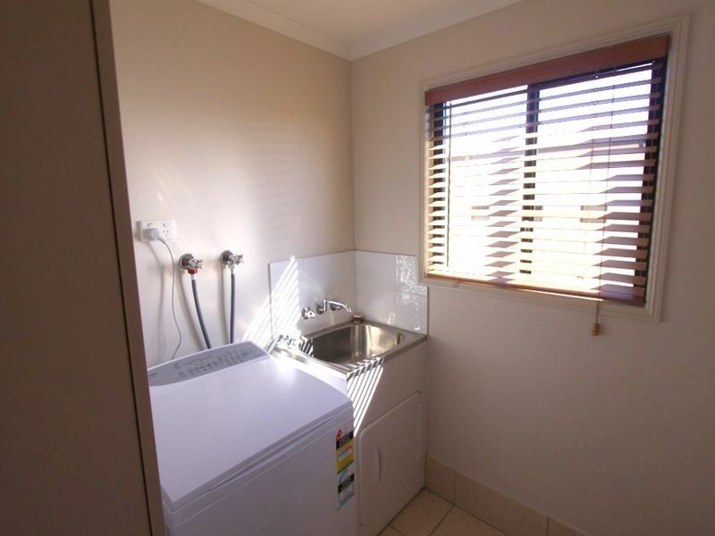 1/23 Callaghan Street, Emerald QLD 4720