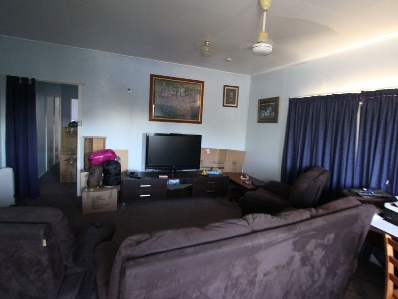 2 Mckendry Street, Emerald QLD 4720