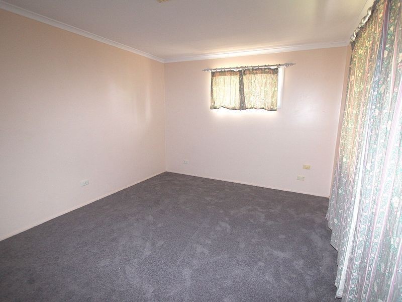 40 White Street, Emerald QLD 4720