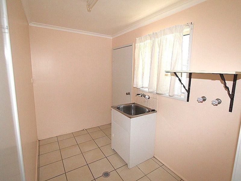 40 White Street, Emerald QLD 4720