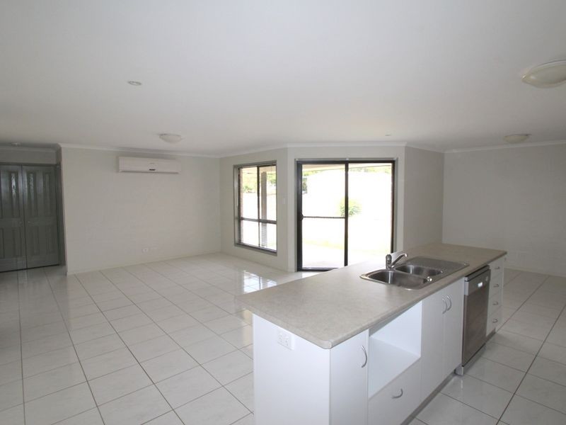 6 Scotts Peak Drive, Capella QLD 4723