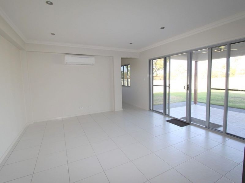 10 Berthun Street, Emerald QLD 4720