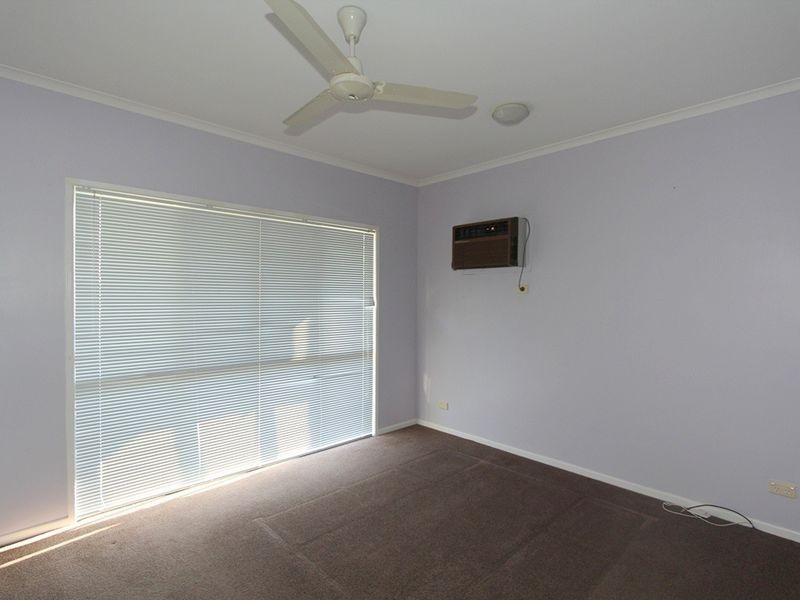 7 Julie Crt, Emerald QLD 4720