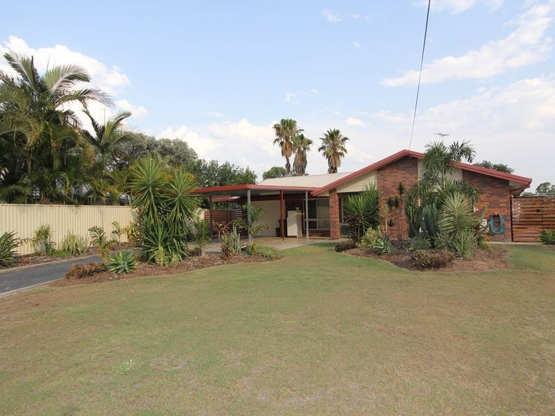 22 Cowan Cres, Emerald QLD 4720