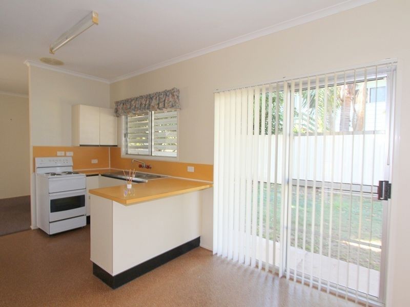 16 Saffola Place, Emerald QLD 4720