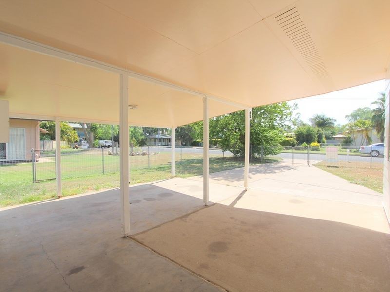 16 Saffola Place, Emerald QLD 4720