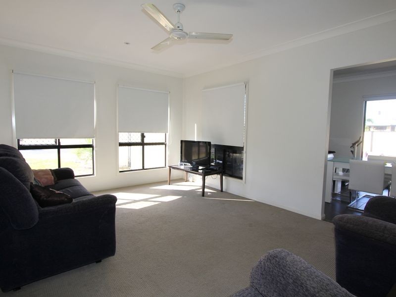 1 Glovar Street, Emerald QLD 4720