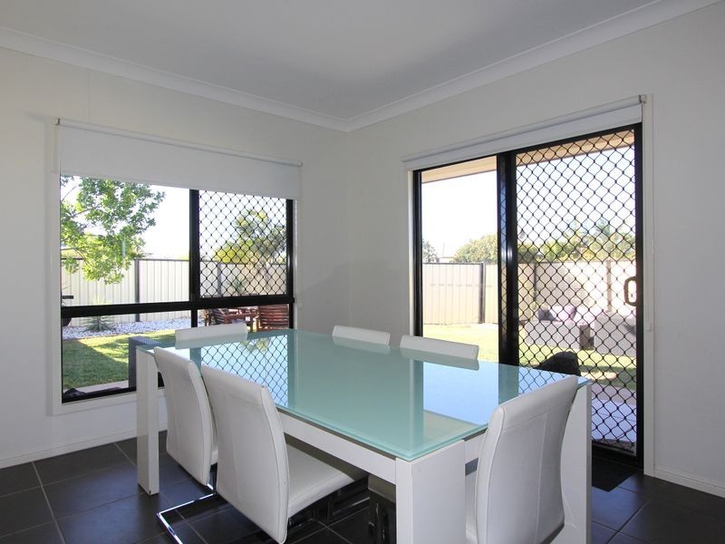 1 Glovar Street, Emerald QLD 4720