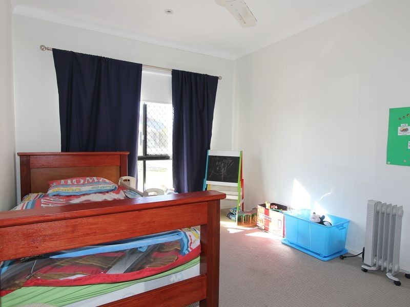 1 Glovar Street, Emerald QLD 4720