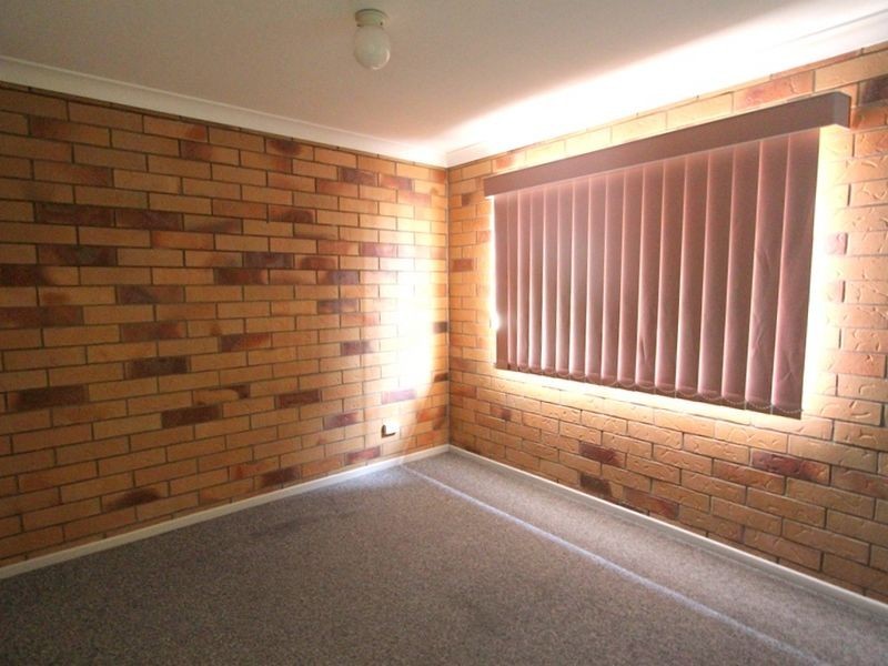 1/66 Esmond St, Emerald QLD 4720