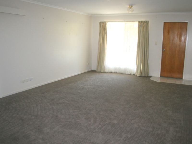 8 Fern Court, Emerald QLD 4720