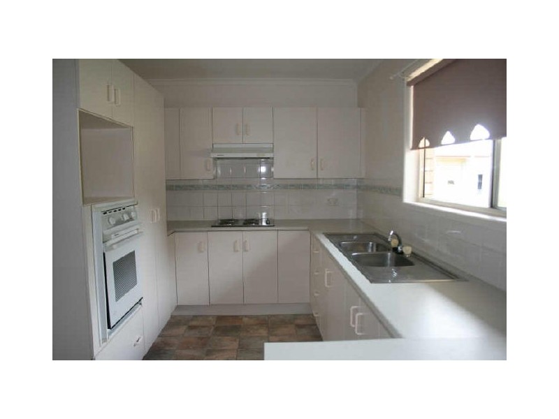 84 Braeside Road, Emerald QLD 4720