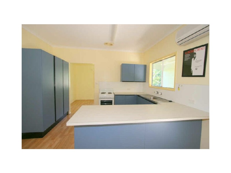 16 Garnet Street, Emerald QLD 4720