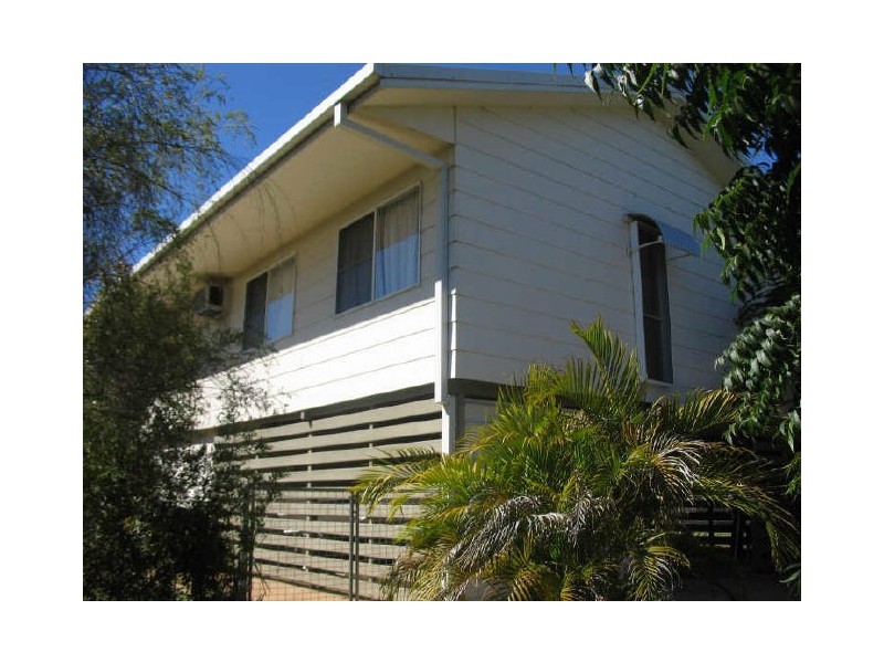 30 Colleen Avenue, Emerald QLD 4720