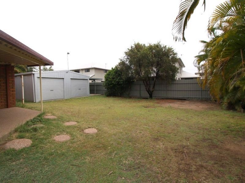 6 Ward Place, Emerald QLD 4720