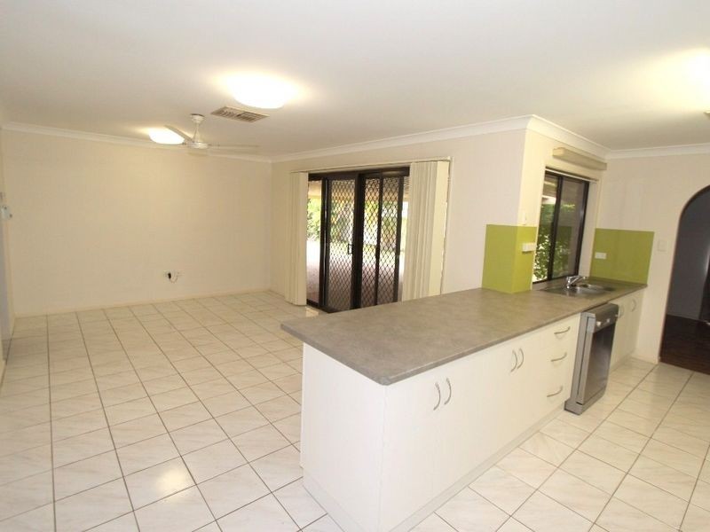 6 Ward Place, Emerald QLD 4720