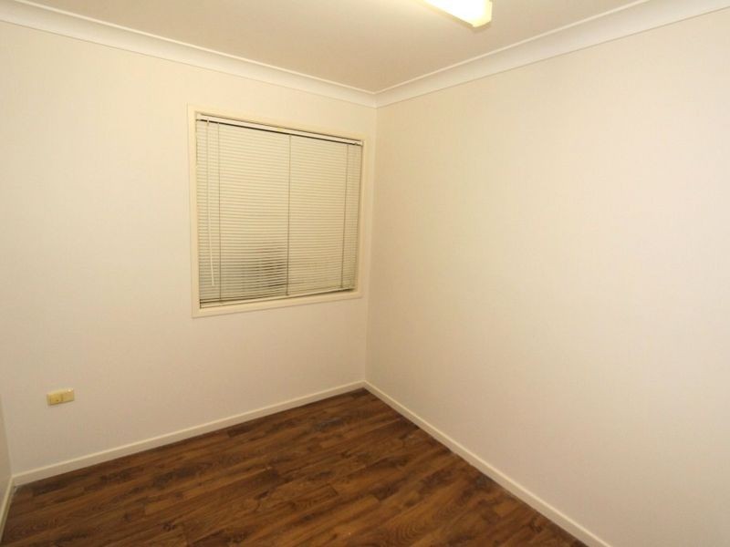 6 Ward Place, Emerald QLD 4720