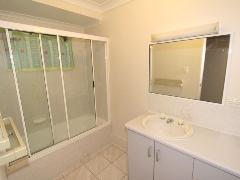 6 Ward Place, Emerald QLD 4720