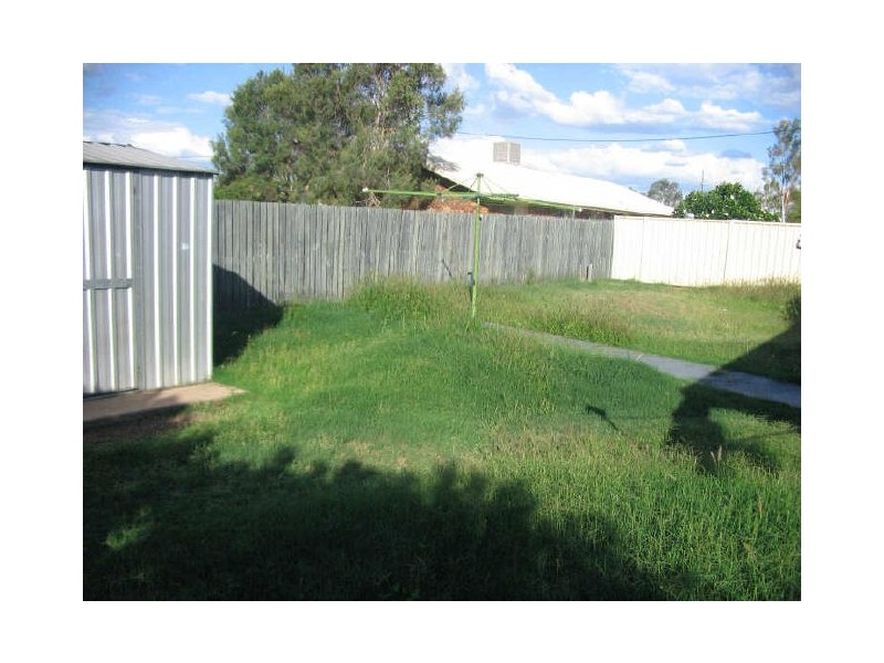 14 Eubar Place, Emerald QLD 4720