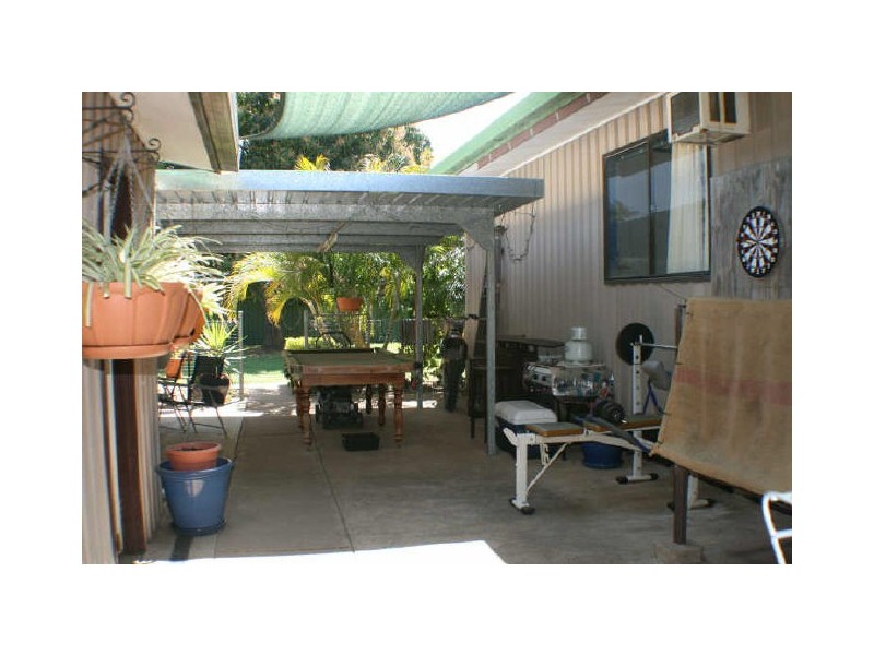 13 Mellish Crescent, Emerald QLD 4720
