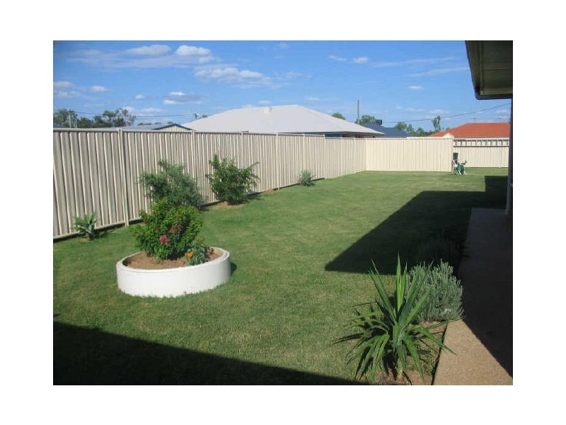 12 Joel Ernest Drive, Emerald QLD 4720